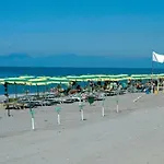 Hotel Domus 3*