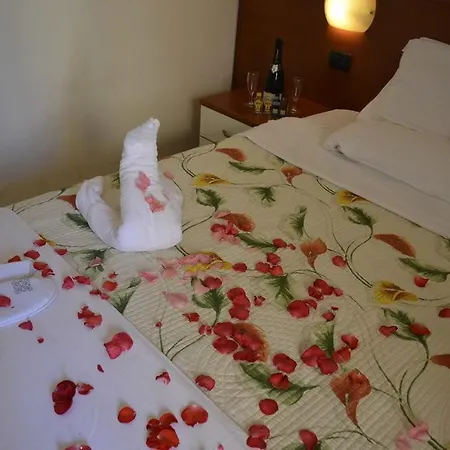 Domus Hotel