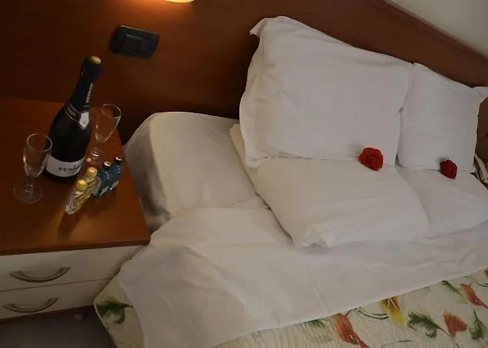 Domus Santa Maria Del Cedro