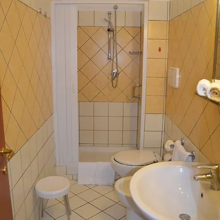 Ξενοδοχείο Domus 3*