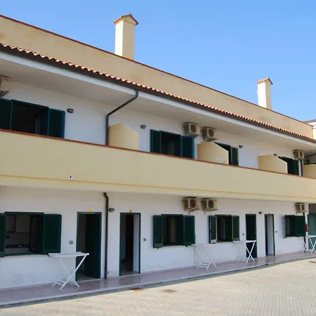 Hotel Domus Santa Maria Del Cedro