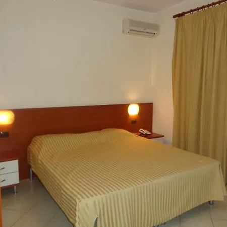 Domus 3* Santa Maria Del Cedro