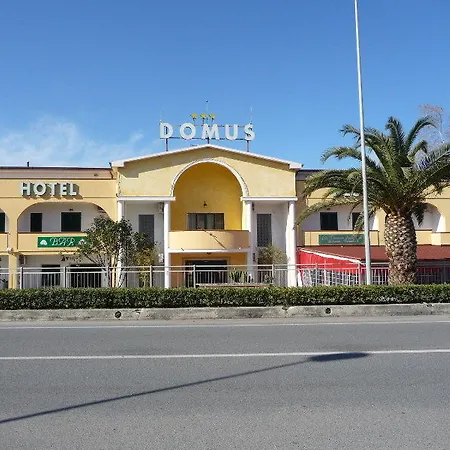 Domus 3*