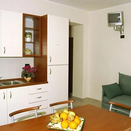 Hotel Domus 3*