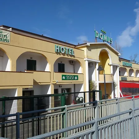 Hotel Domus